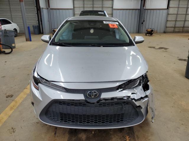 JTDEPRAE3LJ094440 - 2020 TOYOTA COROLLA LE ვერცხლისფერი ფოტო 5