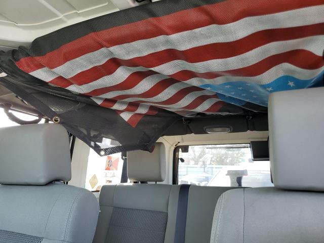 1J4GA591X8L524250 - 2008 JEEP WRANGLER U SAHARA BLACK photo 10