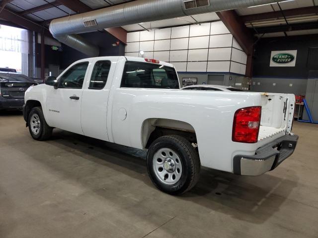 1GCRCPEX5BZ294622 - 2011 CHEVROLET SILVERADO C1500 WHITE photo 2