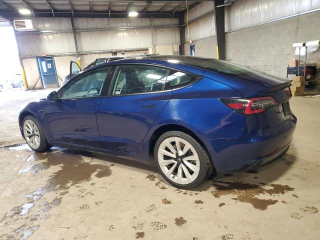 5YJ3E1EA5NF371069 - 2022 TESLA MODEL 3 BLUE photo 2