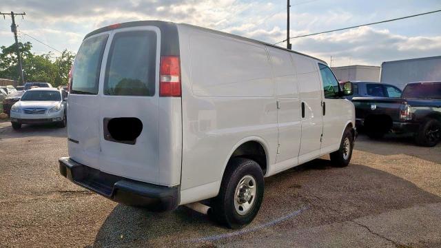 1GCWGAFP8K1370612 - 2019 CHEVROLET EXPRESS G2 WHITE photo 4