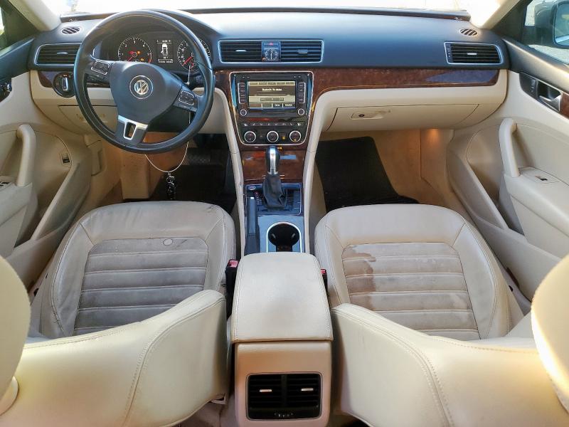 1VWCN7A3XDC125363 - 2013 VOLKSWAGEN PASSAT SEL TAN photo 8