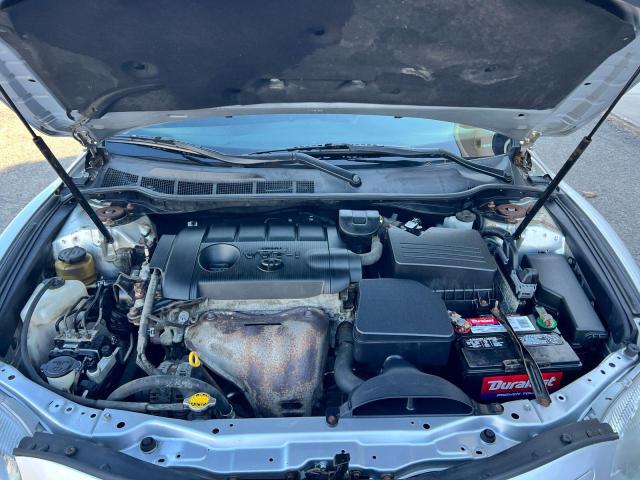 4T1BF3EKXBU6273 - 2011 TOYOTA CAMRY BASE فضي صورة 7