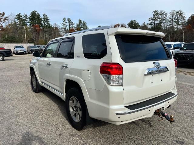 JTEBU5JR3D5130804 - 2013 TOYOTA 4RUNNER SR5 WHITE photo 3