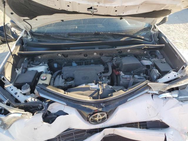 JTMZFREV7JJ729414 - 2018 TOYOTA RAV4 LE Blanco foto 12