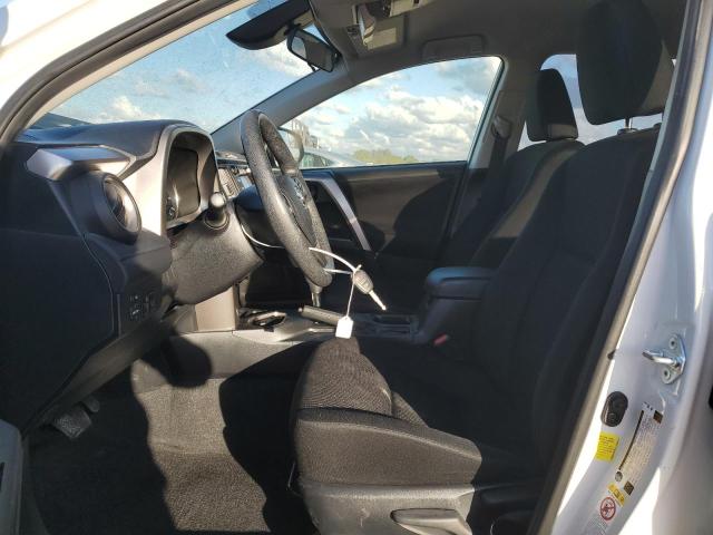 JTMZFREV7JJ729414 - 2018 TOYOTA RAV4 LE Blanco foto 7
