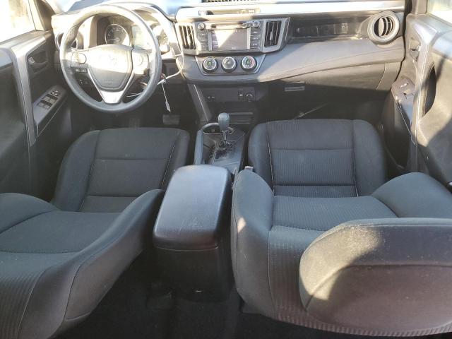 JTMZFREV7JJ729414 - 2018 TOYOTA RAV4 LE Blanco foto 8