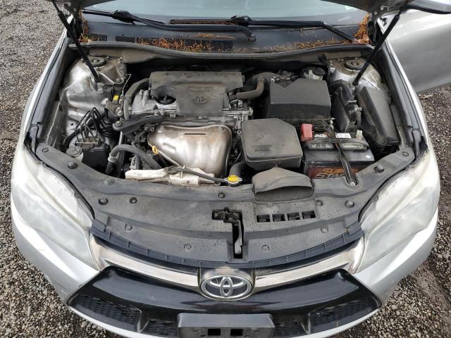 4T1BF1FK3FU108079 - 2015 TOYOTA CAMRY LE GRAY photo 11