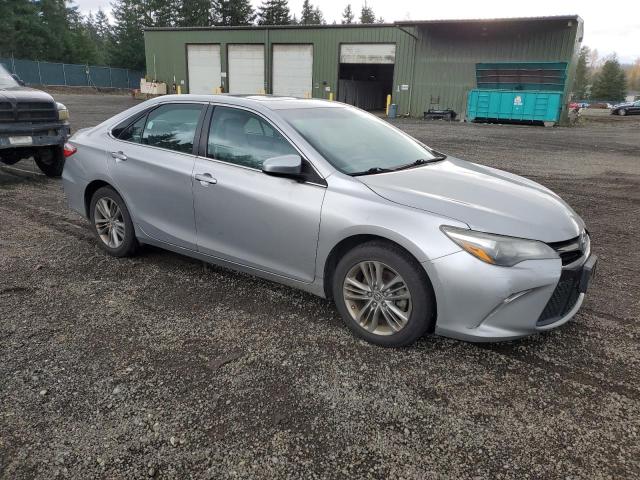 4T1BF1FK3FU108079 - 2015 TOYOTA CAMRY LE GRAY photo 4