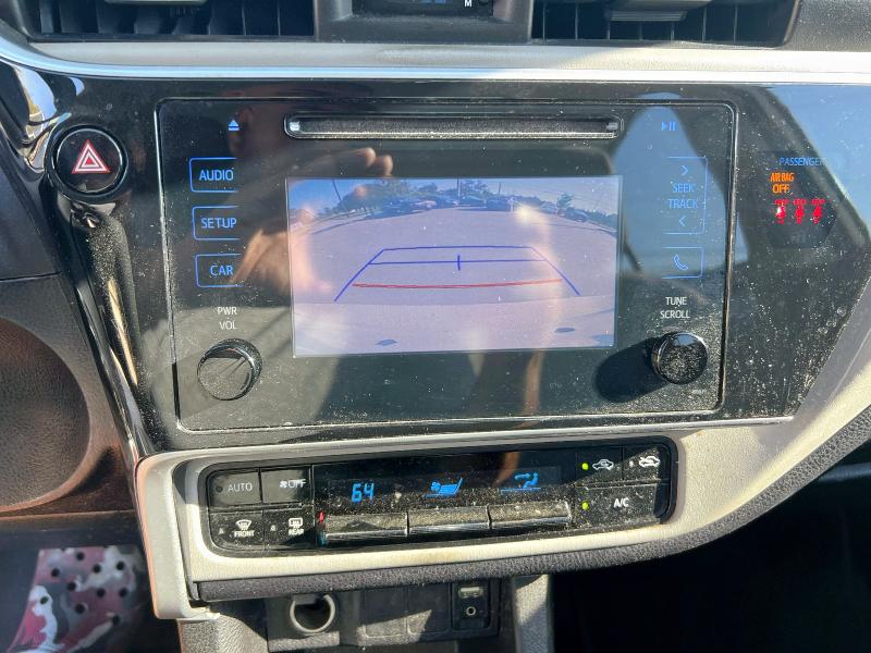 5YFBURHE3KP889354 - 2019 TOYOTA COROLLA L WHITE photo 11