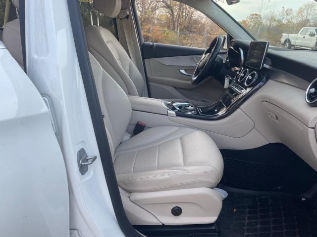 WDC0G4KB5HF137777 - 2017 MERCEDES-BENZ GLC 300 4MATIC WHITE photo 5