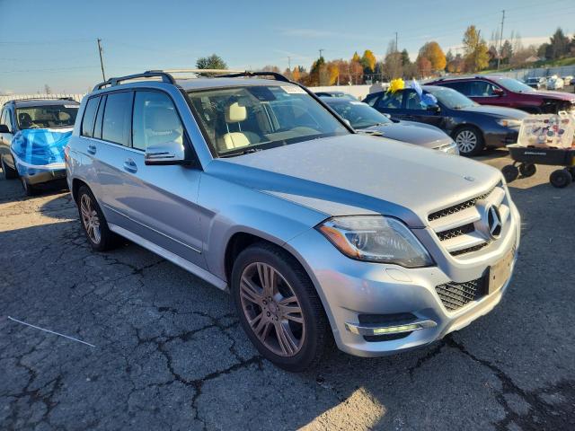 WDCGG8JB6DG073843 - 2013 MERCEDES-BENZ GLK 350 4MATIC SILVER photo 4