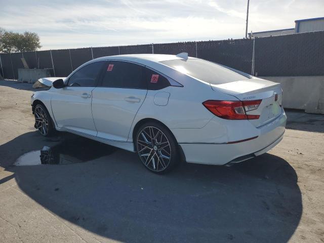 1HGCV1F48JA143323 - 2018 HONDA ACCORD EX 白色 照片 2