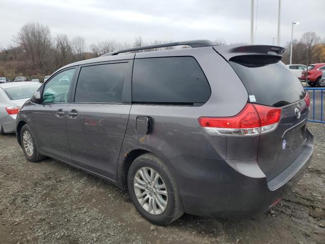 5TDYK3DC9BS092065 - 2011 TOYOTA SIENNA XLE 灰色 照片 2