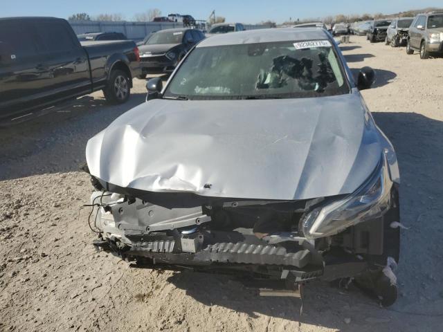 1N4BL4CV9MN389931 - 2021 NISSAN ALTIMA SR SILVER photo 5