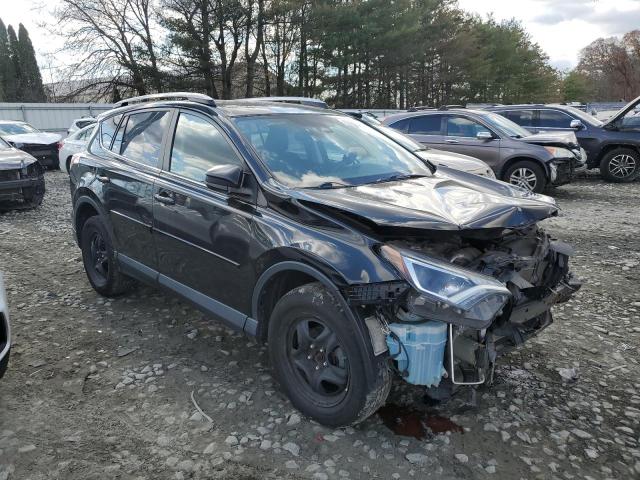 2T3BFREV8JW841254 - 2018 TOYOTA RAV4 LE Negro foto 4