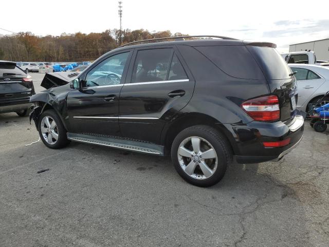 4JGBB8GB3BA707532 - 2011 MERCEDES-BENZ ML 350 4MATIC BLACK photo 2