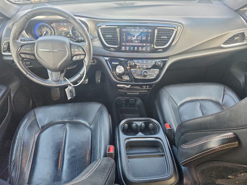 2C4RC1BG9JR354279 - 2018 CHRYSLER PACIFICA TOURING L WHITE photo 8