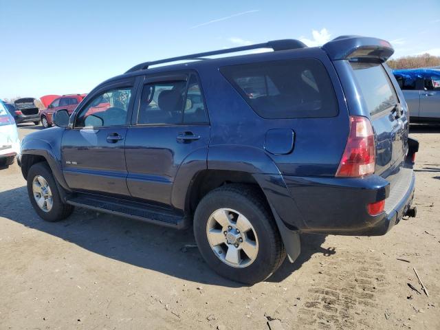 JTEBU14R458032627 - 2005 TOYOTA 4RUNNER SR5 BLUE photo 2