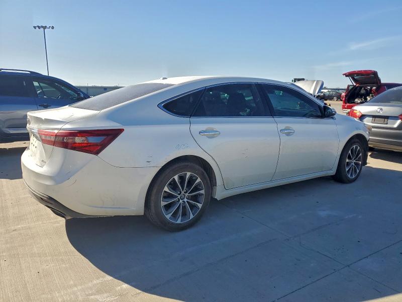 4T1BK1EBXHU255824 - 2017 TOYOTA AVALON XLE WHITE photo 3