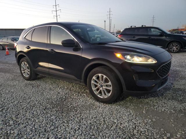 1FMCU9G6XNUA37469 - 2022 FORD ESCAPE SE შავი ფოტო 4