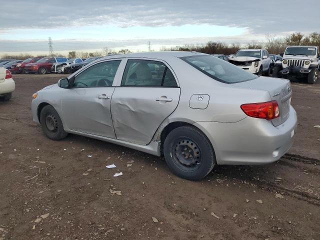 2T1BU4EE4AC357018 - 2010 TOYOTA COROLLA BASE SILVER photo 2