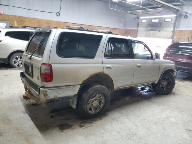 JT3HN86R2Y0317867 - 2000 TOYOTA 4RUNNER SR5 SILVER photo 3