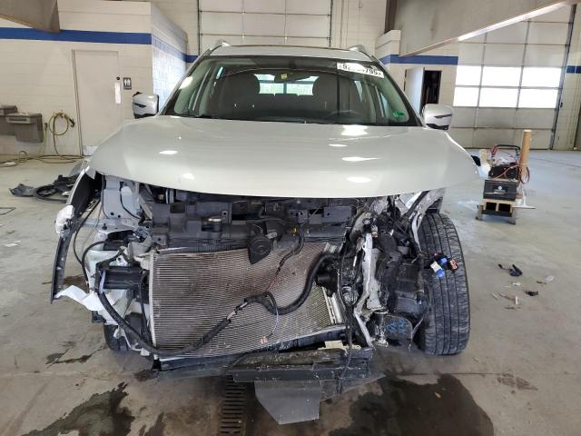 5N1AT2MV1JC754131 - 2018 NISSAN ROGUE S 银色 照片 5