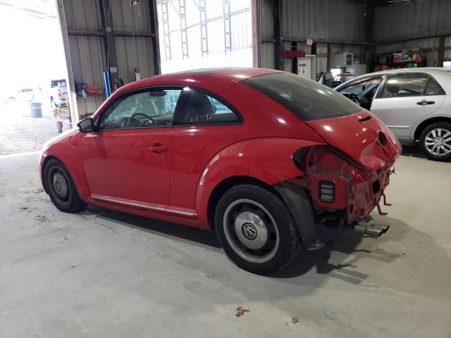 3VWJX7AT1DM602746 - 2013 VOLKSWAGEN BEETLE RED photo 2