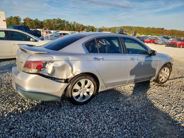 1HGCP36888A008135 - 2008 HONDA ACCORD EXL SILVER photo 3