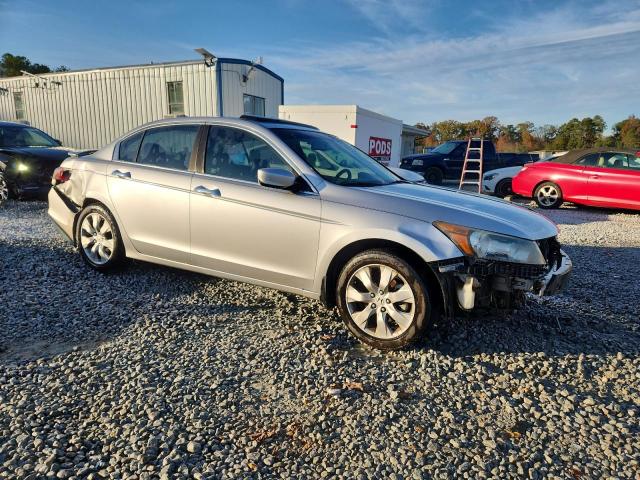 1HGCP36888A008135 - 2008 HONDA ACCORD EXL SILVER photo 4