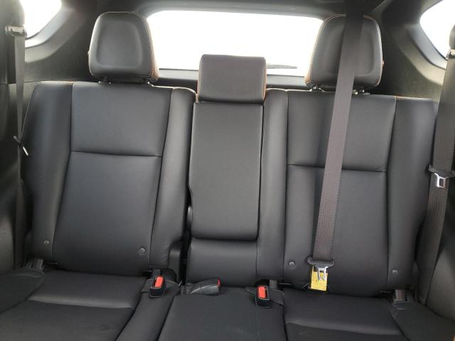 JTMJFREV2JJ232333 - 2018 TOYOTA RAV4 SE 银色 照片 10