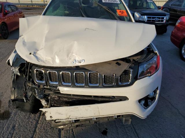 3C4NJDBB5JT435254 - 2018 JEEP COMPASS LATITUDE Weiß Foto 12