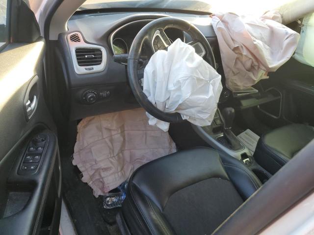 3C4NJDBB5JT435254 - 2018 JEEP COMPASS LATITUDE Weiß Foto 8