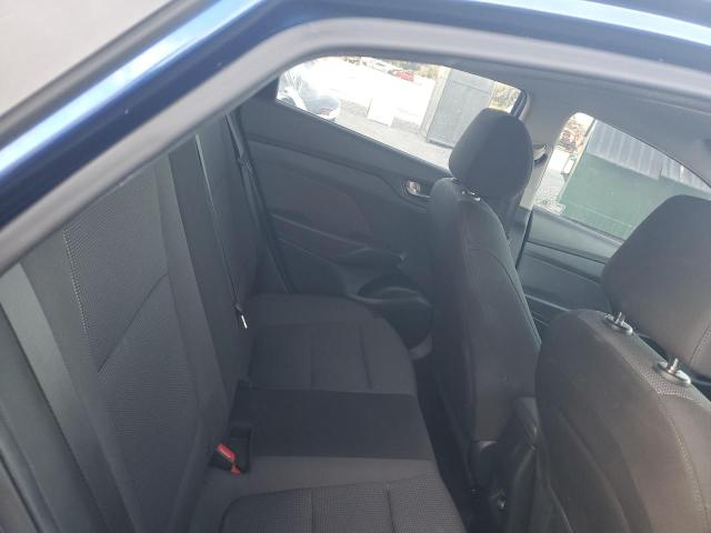 3KPC24A36JE026814 - 2018 HYUNDAI ACCENT SE BLUE photo 10