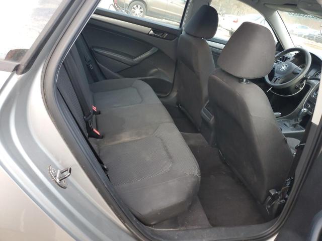 1VWAP7A30CC017883 - 2012 VOLKSWAGEN PASSAT S Argent photo 10