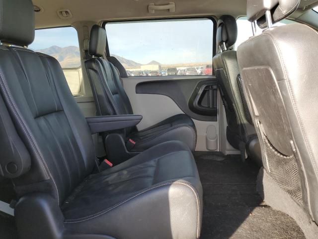 2C4RC1BG4GR290242 - 2016 CHRYSLER TOWN & COU TOURING WHITE photo 11