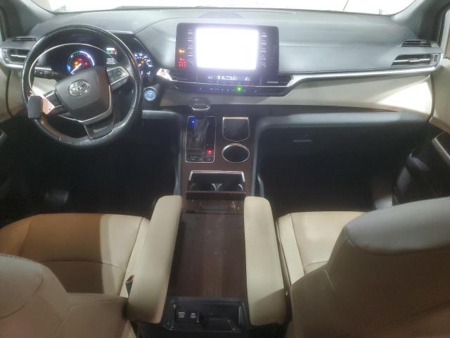 5TDYRKEC5MS007035 - 2021 TOYOTA SIENNA XLE SILVER photo 8