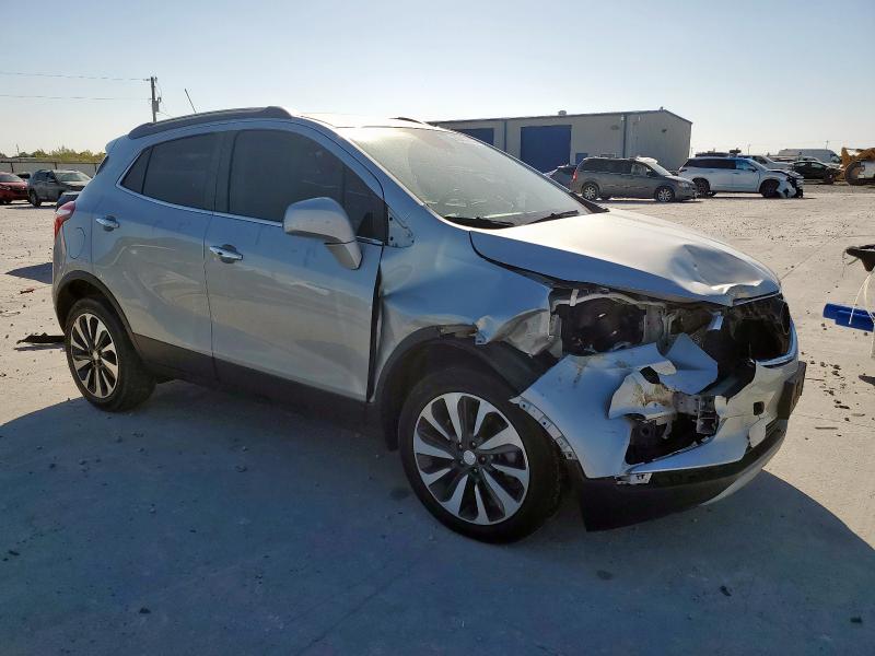 KL4CJESM4NB567471 - 2022 BUICK ENCORE PREFERRED SILVER photo 4