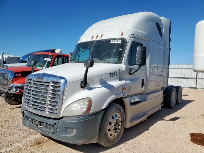 3AKJGLDRXGSGW7581 - 2016 FREIGHTLINER CASCADIA 1 Ağ foto 2