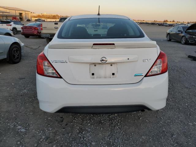 3N1CN7AP2GL877561 - 2016 NISSAN VERSA S WHITE photo 6