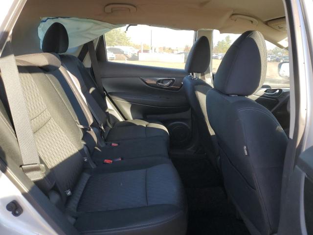 KNMAT2MVXJP530613 - 2018 NISSAN ROGUE S Silber Foto 11