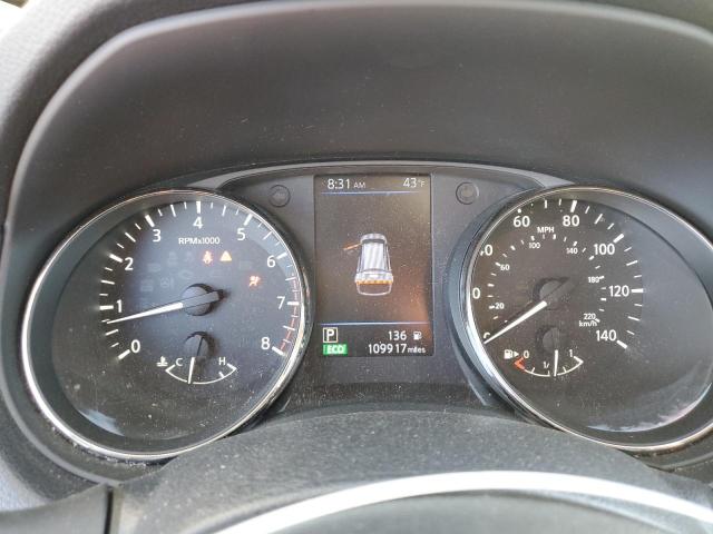 KNMAT2MVXJP530613 - 2018 NISSAN ROGUE S Silber Foto 9