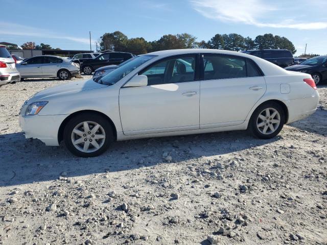 2006 TOYOTA AVALON XL, 