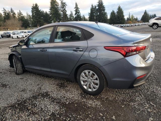 3KPC24A3XJE018330 - 2018 HYUNDAI ACCENT SE Gri fotoğraf 2