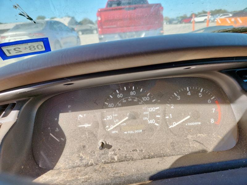 JT2BF22K110340303 - 2001 TOYOTA CAMRY CE GOLD photo 9