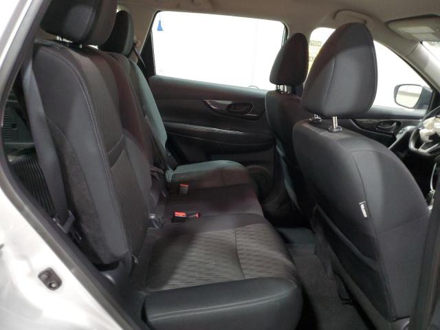 5N1AT2MV4KC829227 - 2019 NISSAN ROGUE S SILVER photo 11