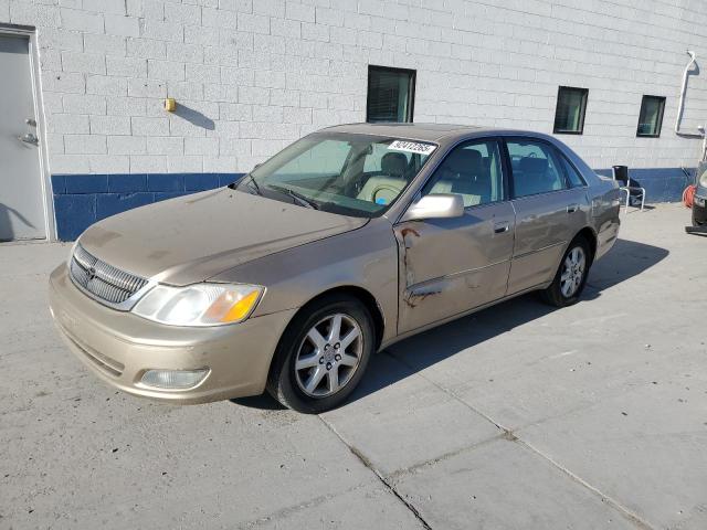 2001 TOYOTA AVALON XL, 