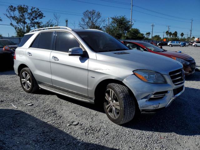 4JGDA5HB6CA091061 - 2012 MERCEDES-BENZ ML 350 4MATIC SILVER photo 4