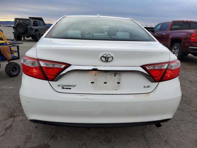 4T4BF1FK5FR470095 - 2015 TOYOTA CAMRY LE WHITE photo 6